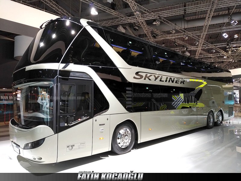 Long Distance Charter Bus